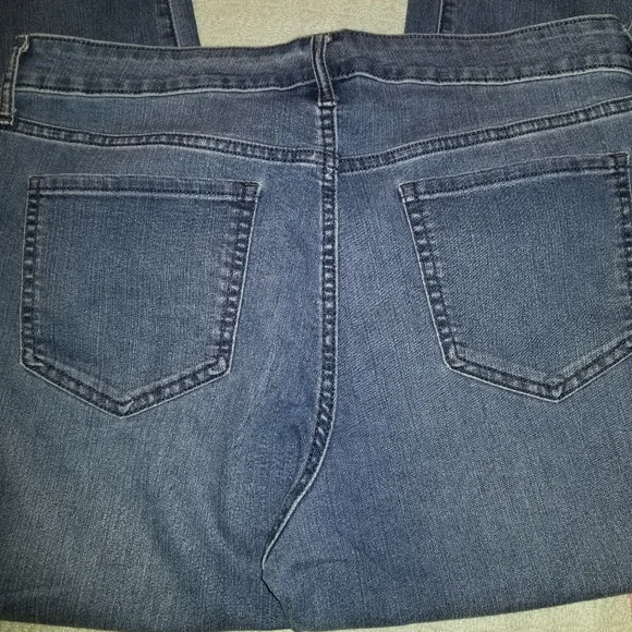 Old Navy Super Skinny Mid Rise sz14 Bluejeans - Picture 8 of 9